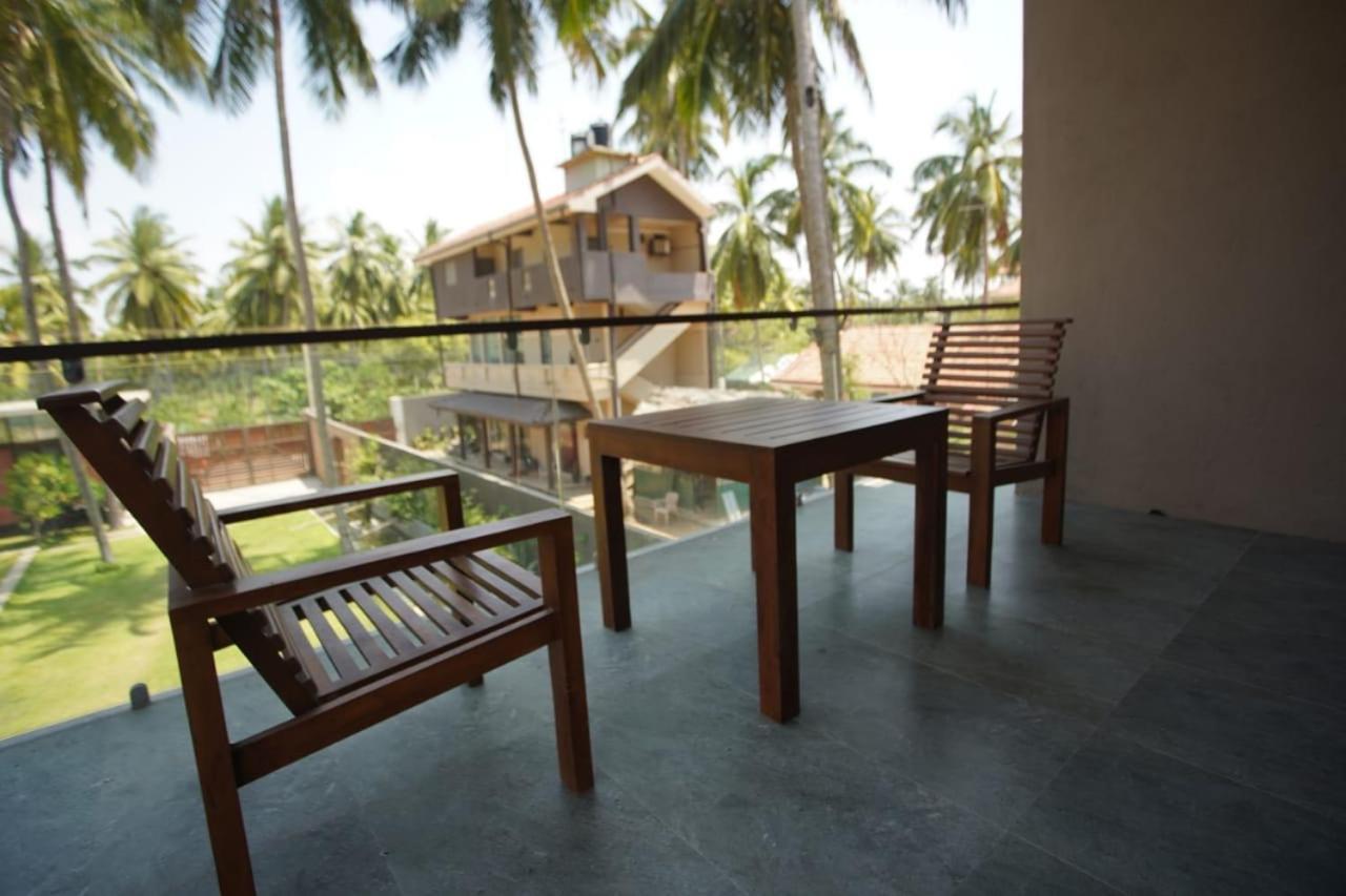 Soluna Beach Resort Marawila Exteriör bild