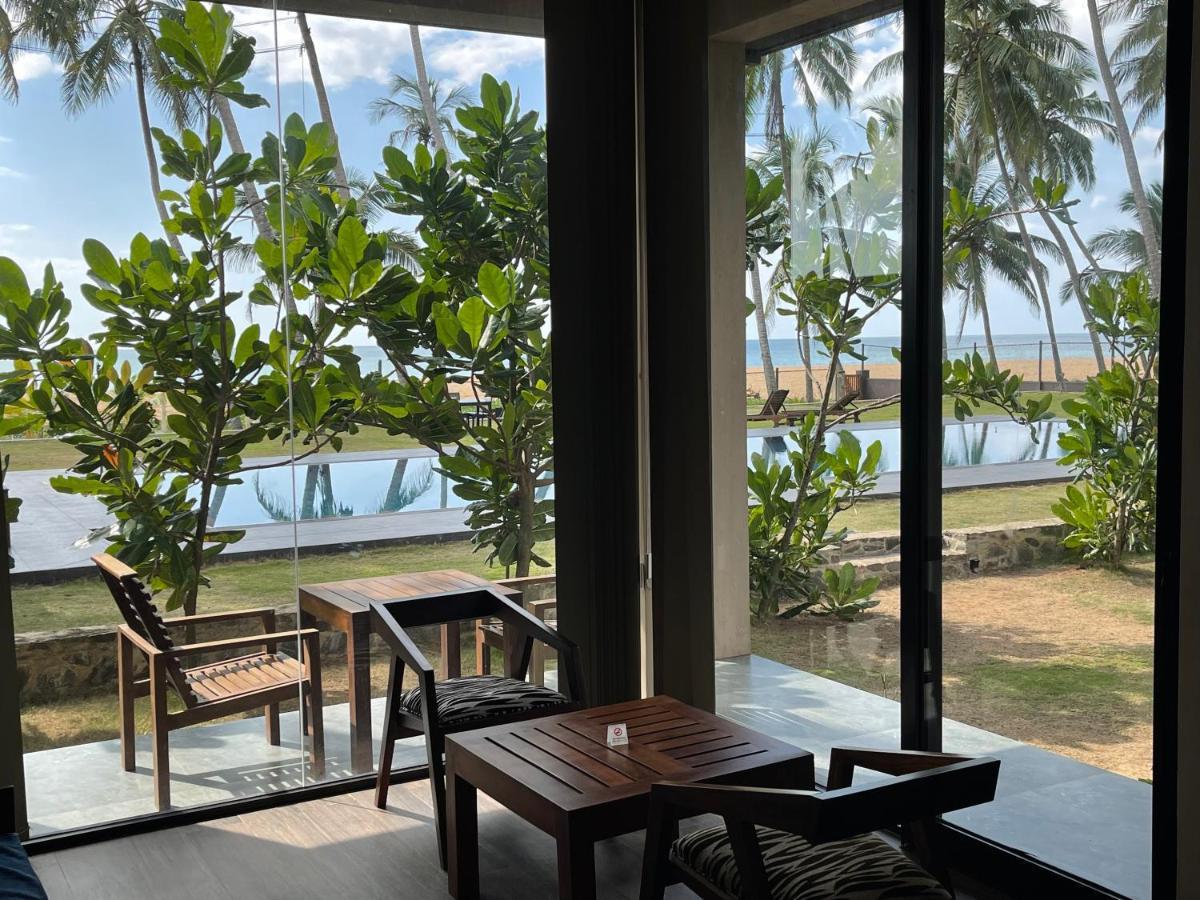 Soluna Beach Resort Marawila Exteriör bild